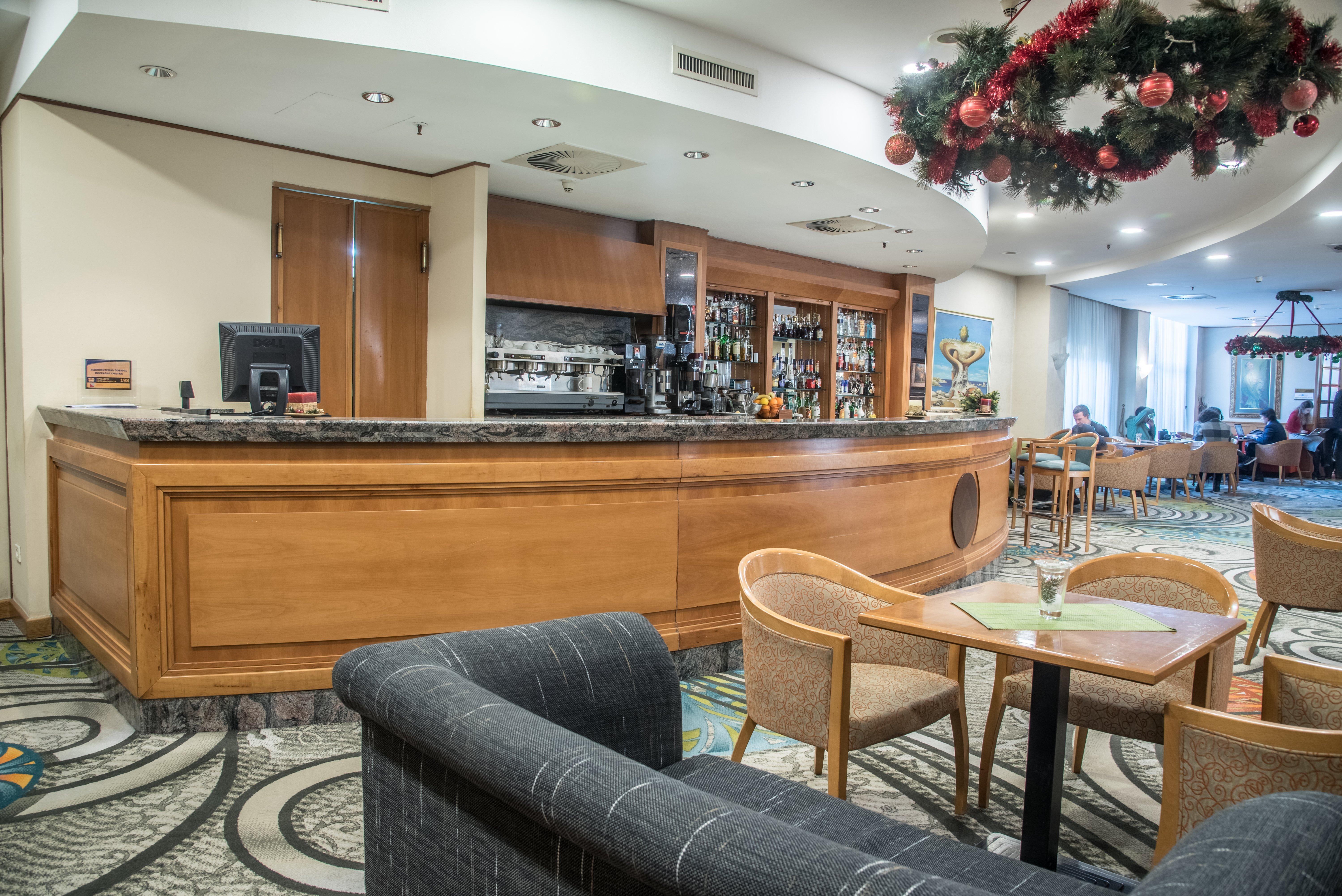 Holiday Inn Skopje By Ihg Exterior photo